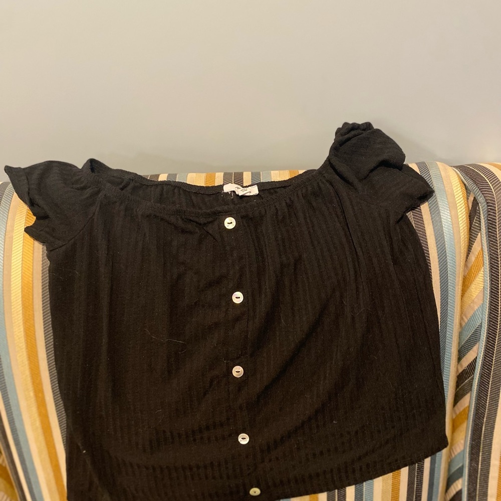 Ardenes Black Cropped tee shirt